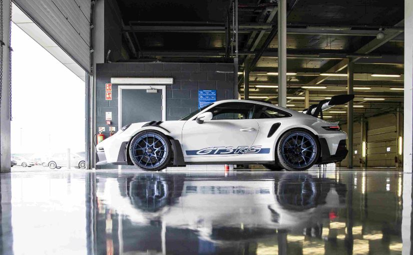 SGT Auto Transport white Porsche